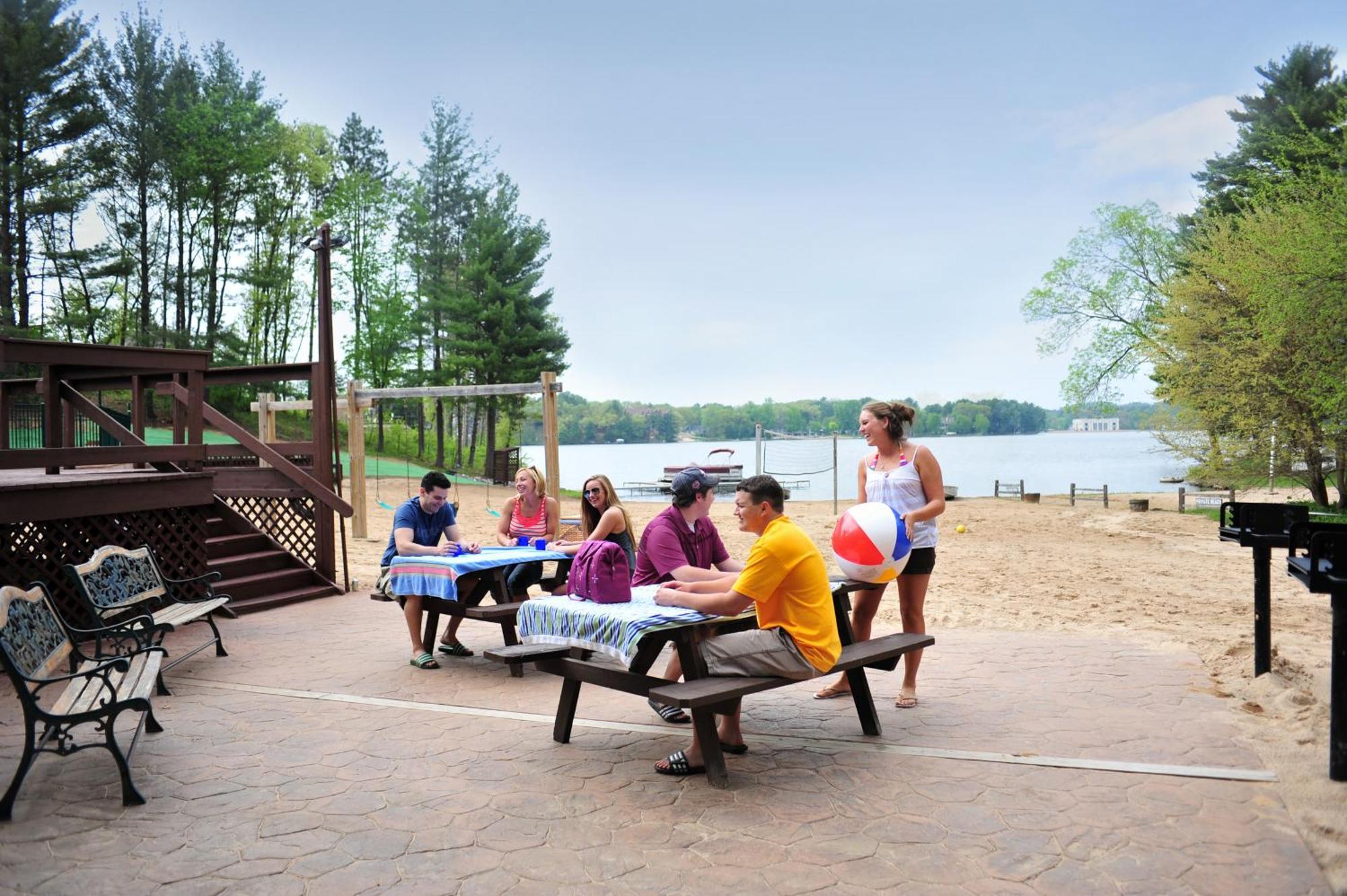 Bakers Sunset Bay Resort Lake Delton Eksteriør billede
